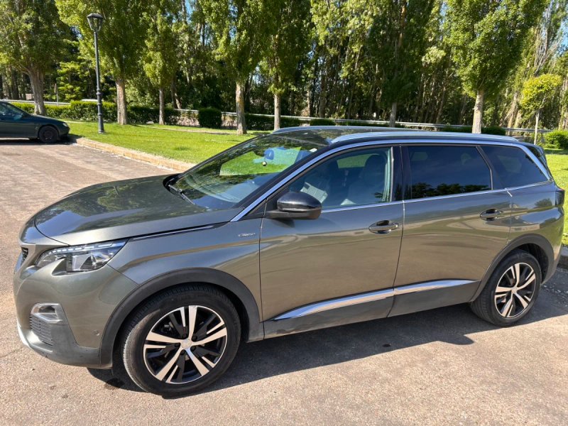 Peugeot 5008 2018 - foto 1