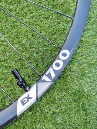 Rueda DT Swiss 1700 EX Boost 29 30mm 6 tornillos