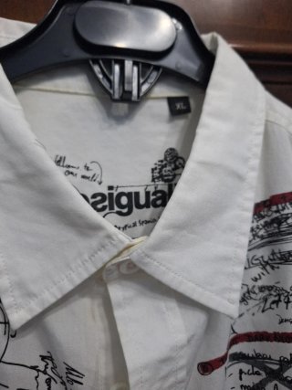 2 Camisas Caballero: Blanca y Vaquera