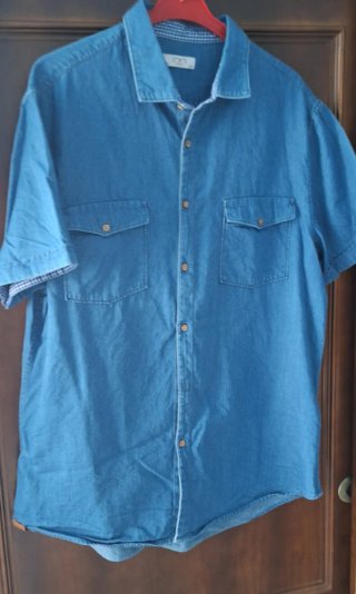 2 Camisas Caballero: Blanca y Vaquera