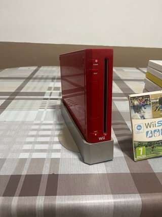 Nintendo Wii Roja + Juegos y Accesorios