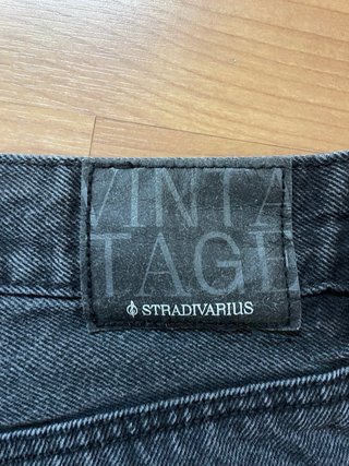 Shorts vaqueros negros rotos