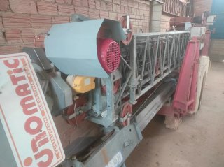 Grúa Cinomatic 220 Volt