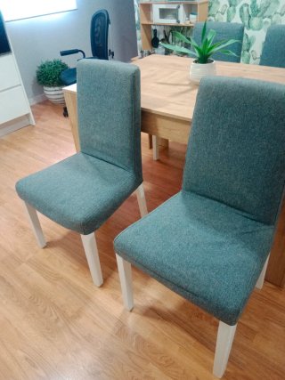 Sillas comedor Bergmunt Ikea tela y madera