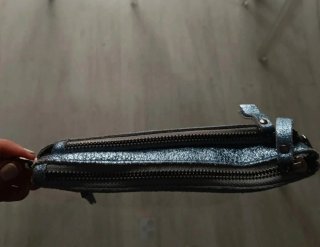 Cartera con varios compartimentos