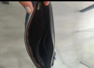 Cartera con varios compartimentos