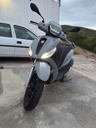 Piaggio Medley 125 S Gris