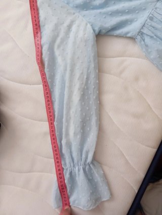 Vestido azul con volantes