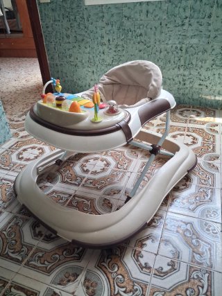 Andador bebé con asiento acolchado