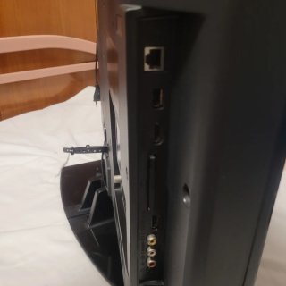 TV Sony, DVD Samsung y 100 Películas