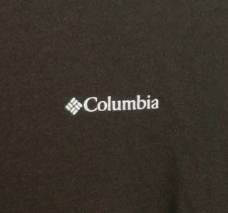 LOTE 48°: 1 Camisa Zara Man, 1 Camiseta Columbia.