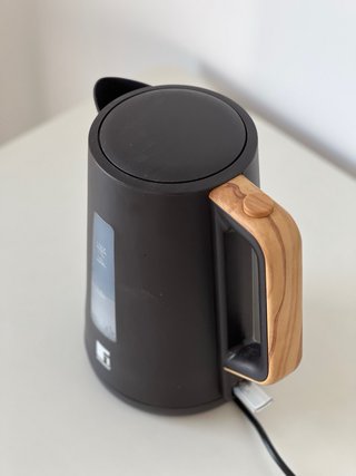 Hervidor Bergner Negro Madera 1.7L