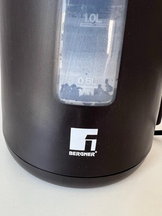 Hervidor Bergner Negro Madera 1.7L