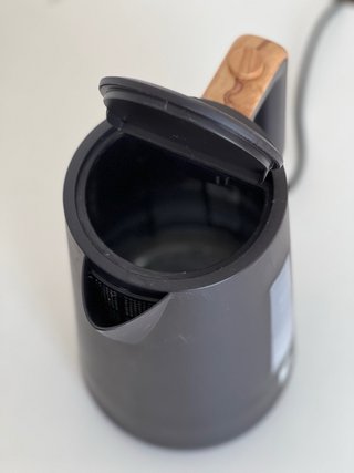 Hervidor Bergner Negro Madera 1.7L