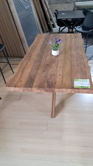 Mesa de comedor madera maciza y metal