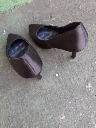 Zapatos de tacón negros