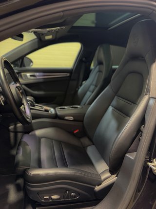 Porsche Panamera 2023
