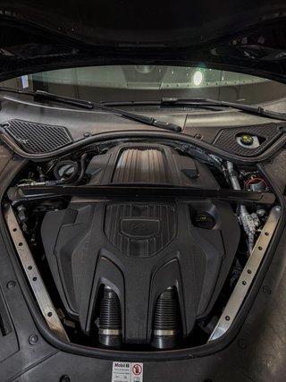 Porsche Panamera 2023
