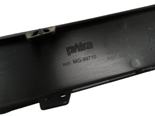 Moldura central paragolpes trasero Renault Megane