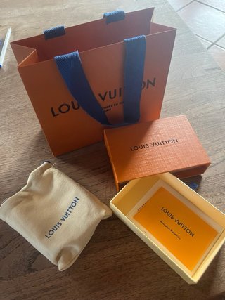 Pulsera Louis Vuitton Monogram Negra