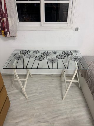 Escritorio cristal diseño flores negro