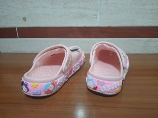 Chanclas para niña Labubu Tallas 24-28