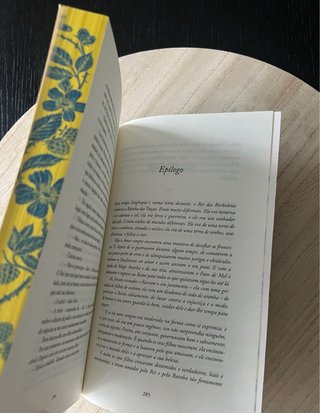 “O Mercado ao Luar”, Joanne Harris