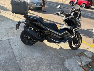 Zontes 368g Maxi-Scooter Negra