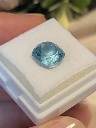 Aguamarina Natural Cushion Cut