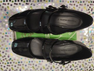 Zapatos charol negros mujer