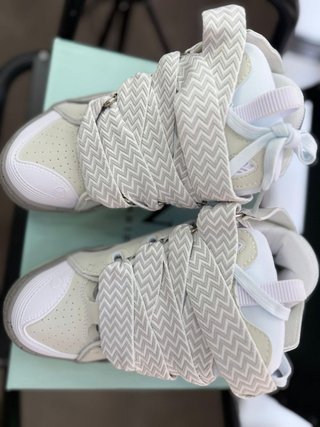 Lanvin Curb Sneakers Grises y Blancas
