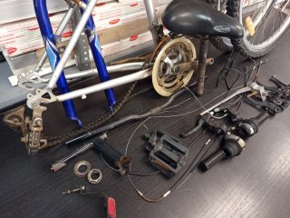 Piezas y recambios de bicicleta