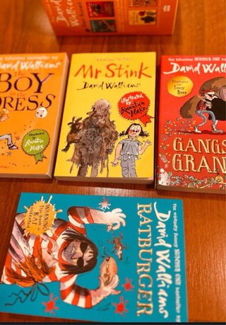 (8-12años) lote The World of David Walliams