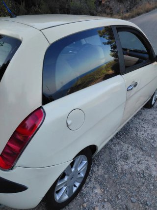 Lancia Ypsilon 2005