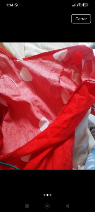 Traje de flamenca rojo con lunares blancos