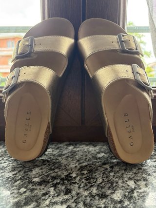 Sandalo donna Gaëlle Paris oro n.37