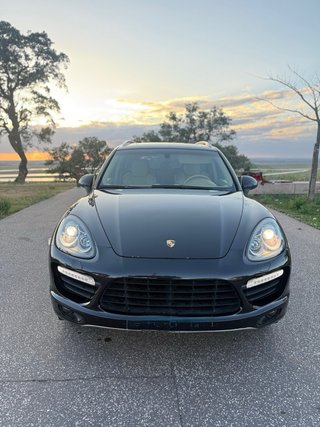 Porsche Cayenne 2012