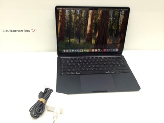 portatil apple apple macbook air m4 10-core 4.4 13 (10gpu) (2025) (a3240)