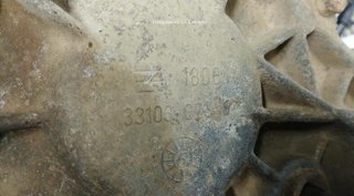 Nissan 23338920 caja cambios 33103g2340 terrano ii