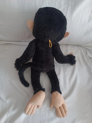 Mono chimpancé de peluche