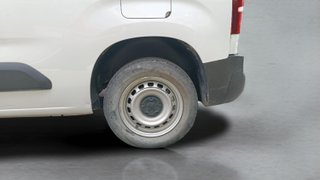 Peugeot Partner Furgon BlueHDi 100 Standard 600kg 75 kW (102 CV)