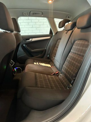 Audi A4 2.0 tdi sline avant