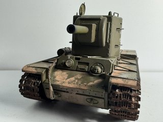 Carro de combate KV 2 escala 1/16
