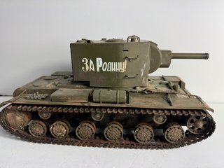 Carro de combate KV 2 escala 1/16