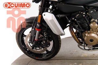 HUSQVARNA SVARTPILEN 801