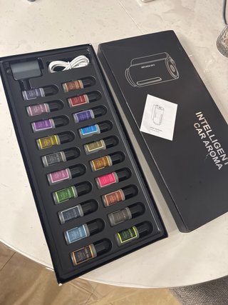 Ambientador Coche Inteligente + 20 Perfumes