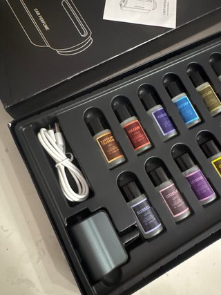 Ambientador Coche Inteligente + 20 Perfumes