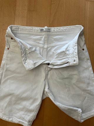 Pantalones cortos blancos Zara