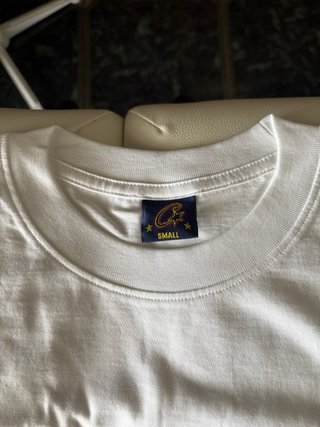 T-shirt Corteiz Branca