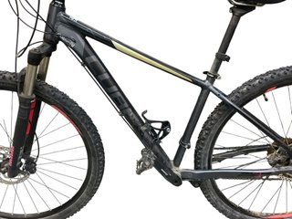 bicicleta montaña cube attention sl